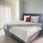 Mo Square Capital N Guest House